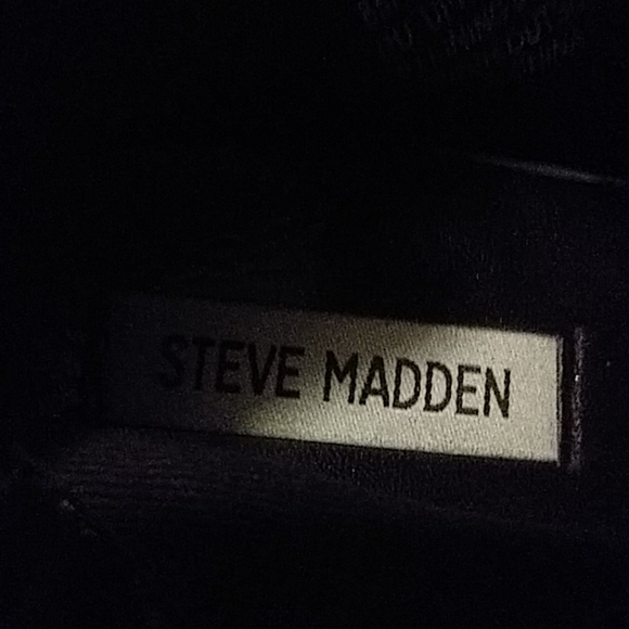 Shoes - Picture 5 of 5